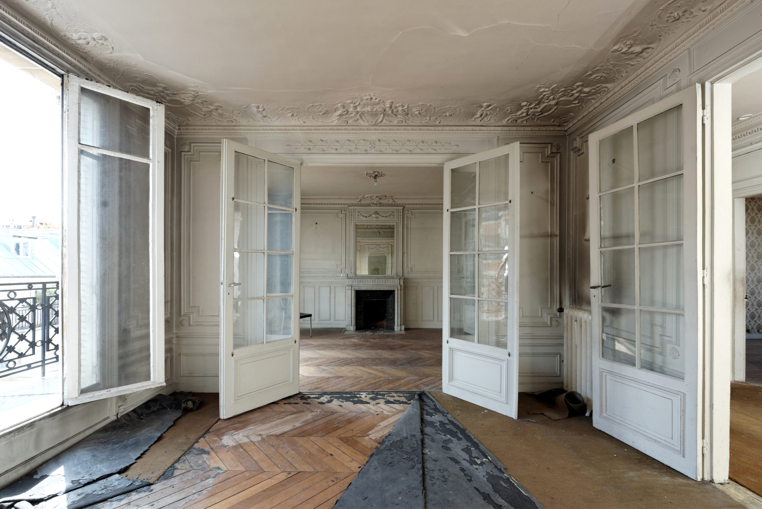 Appartement-biscornet-paris-haussmannien-chantier-travaux-Olindo-architecte-9816-scaled